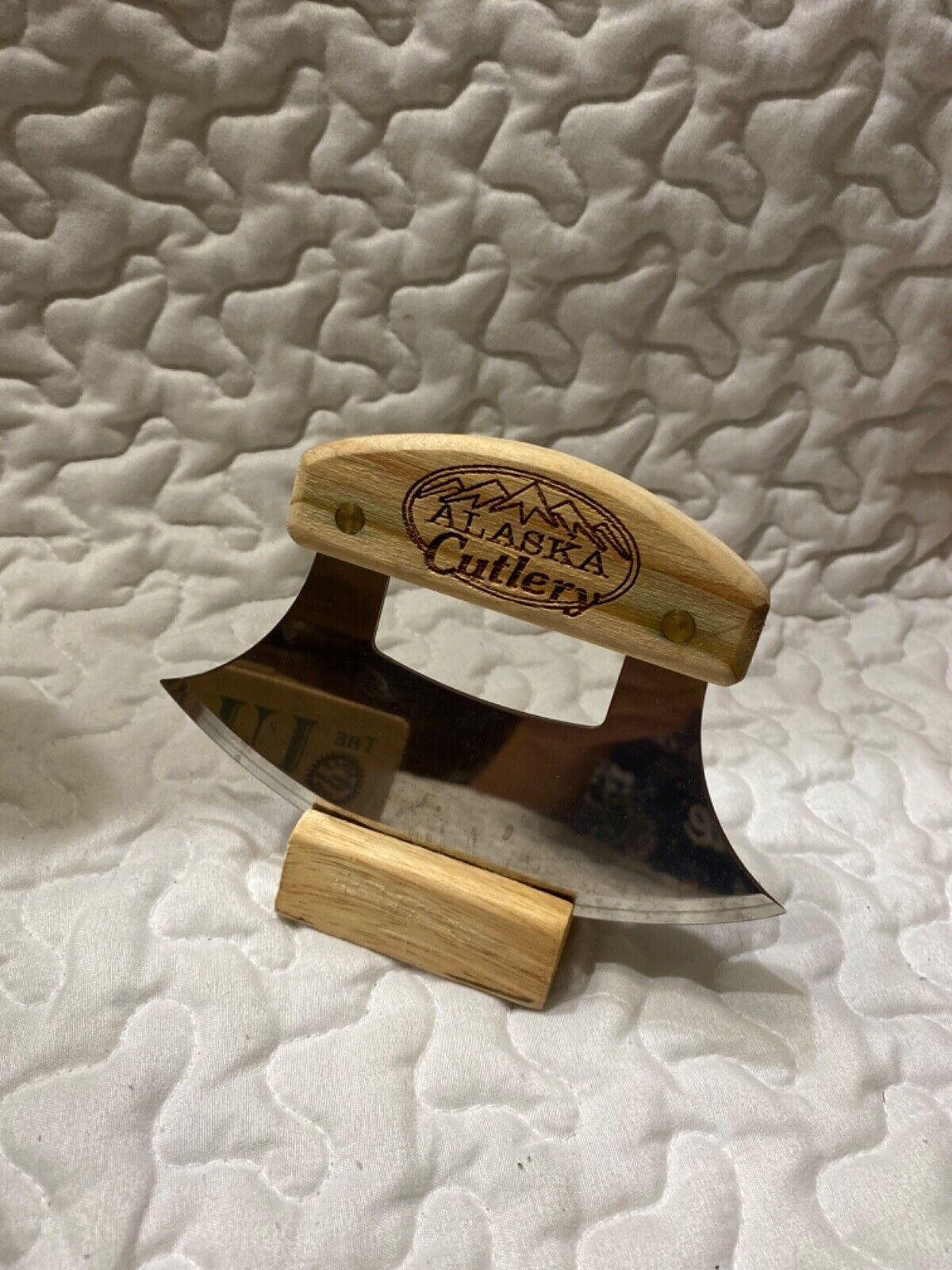 Alaska Ulu Knife Set with Chopping Bowl with Ulu Knife and Knife Holder NIB