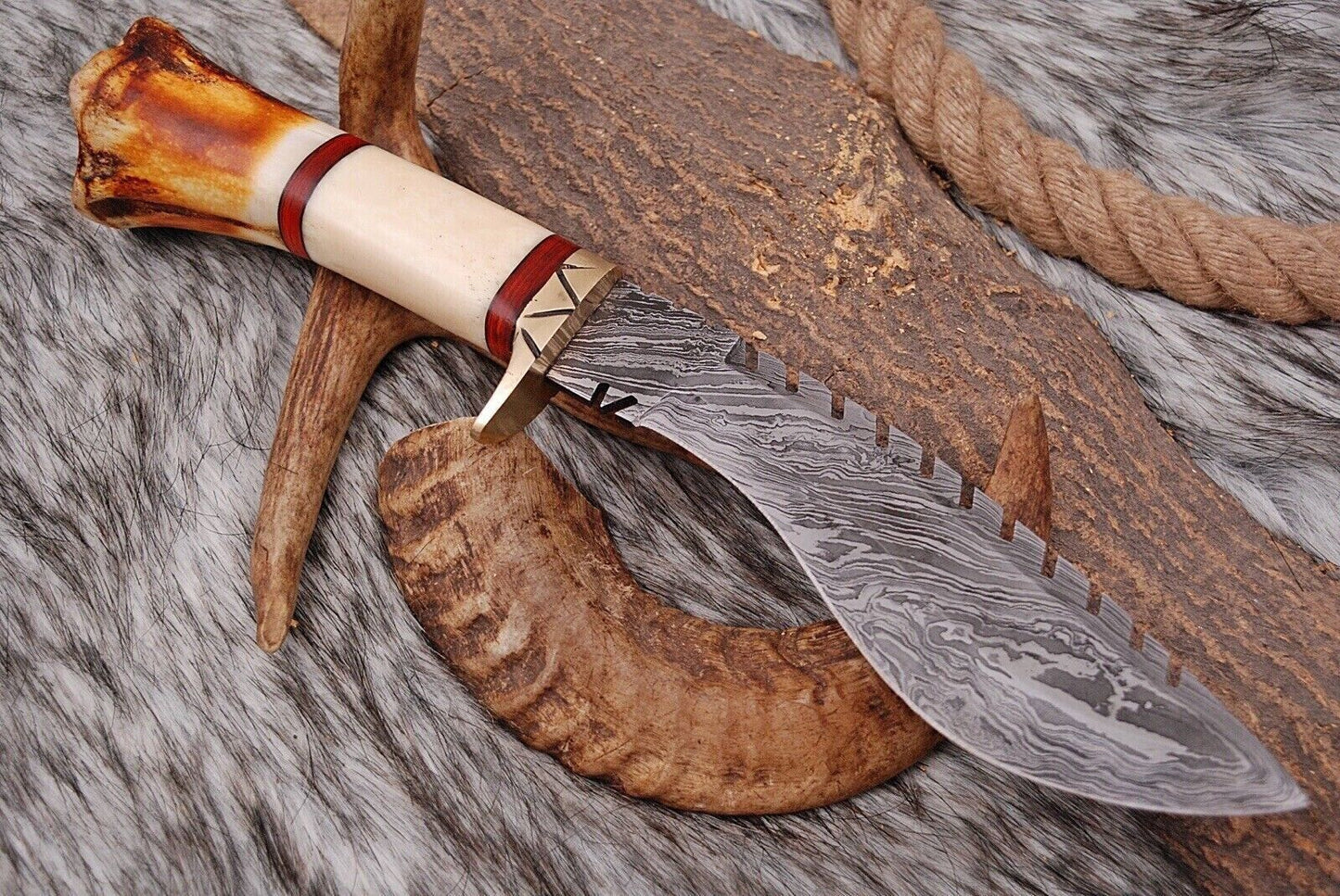 Damascus Steel Kukri Knife with Camel Bone Handle for Hunting