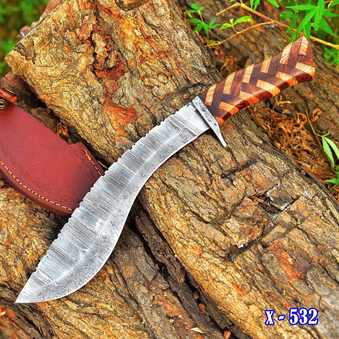 Custom Handmade Twist Damascus Steel Kukri Knife with Wood Handle