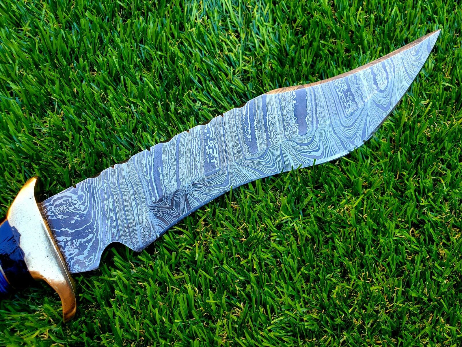 Custom Damascus Steel Antler Handle Knife with Deer Antler Knife Grip