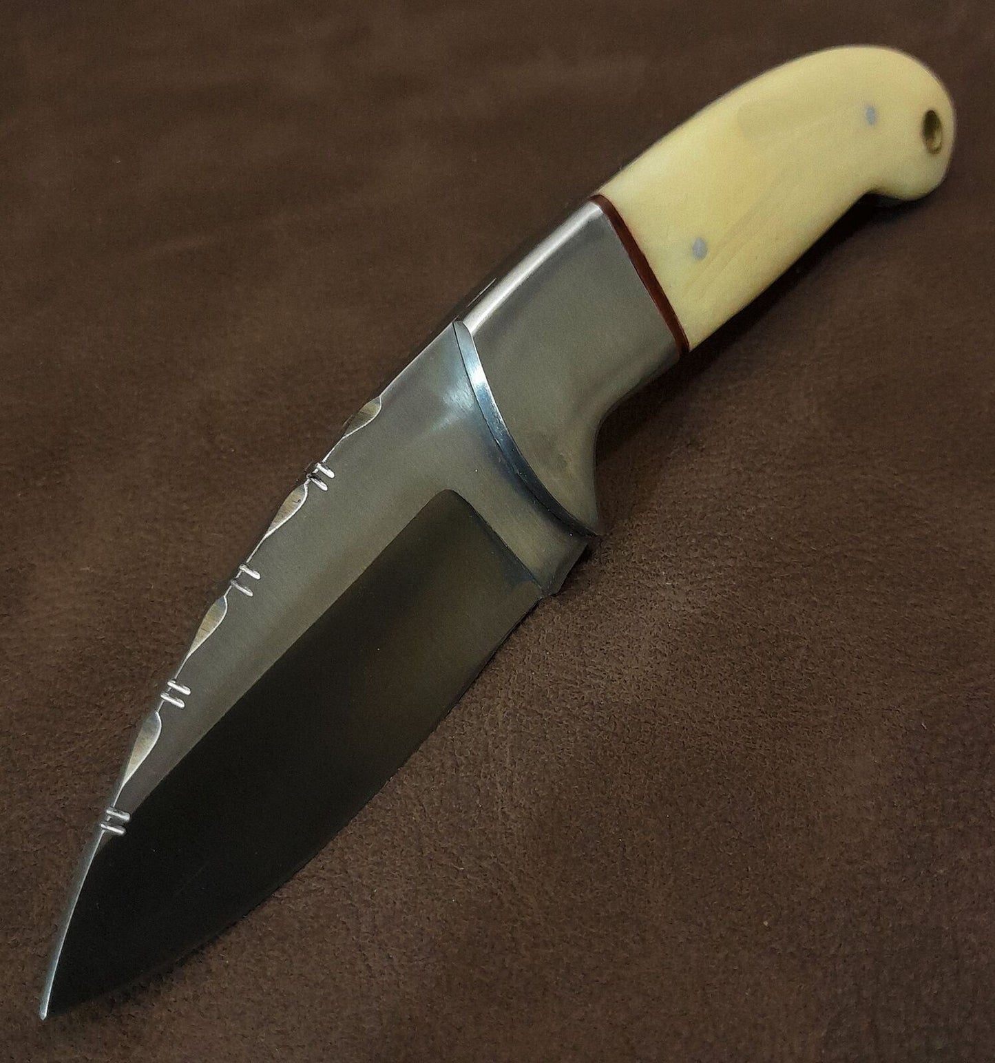 Skinner Knife with Real Bone Handle and Sheath