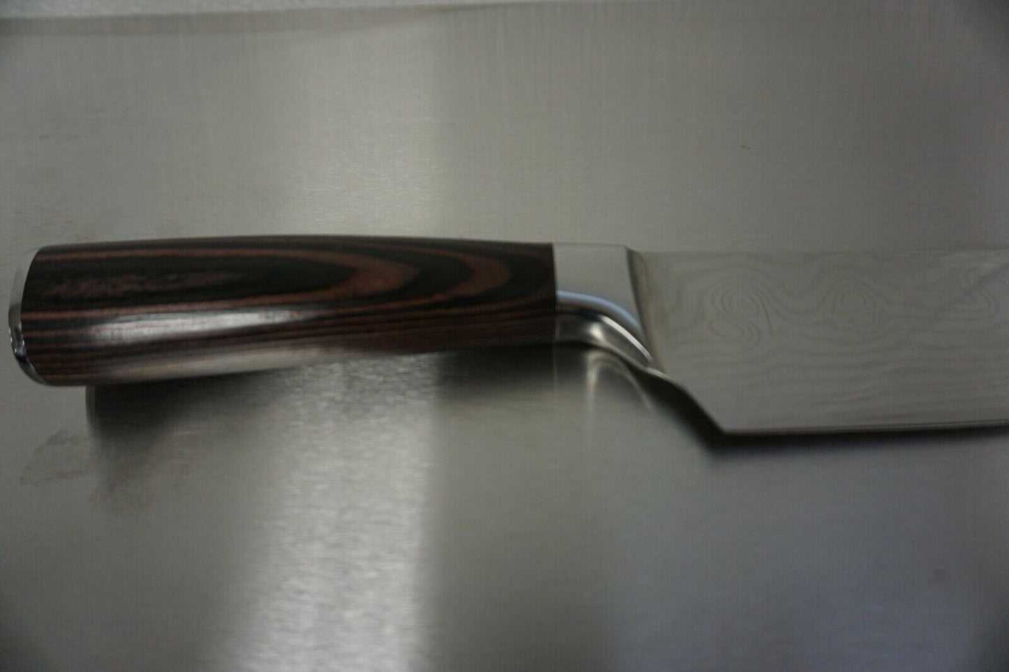 Professional Chef Knife with Damascus Pattern Blade