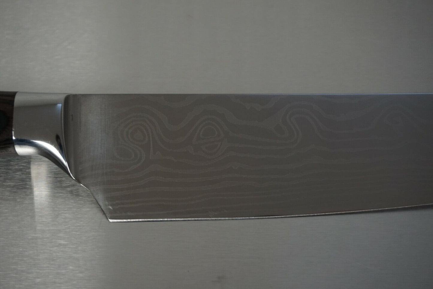 Professional Chef Knife with Damascus Pattern Blade