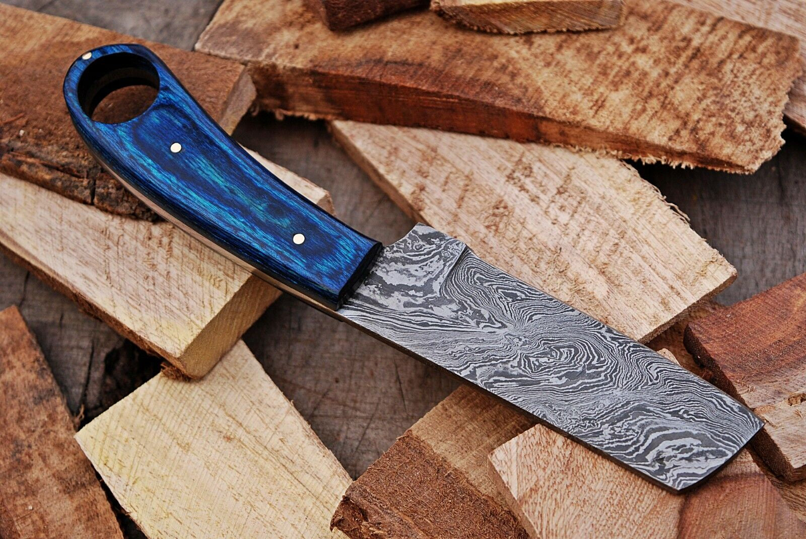 Hand-Forged Damascus Steel Bull Cutter Knife - Cowboy Style with Wood Handle