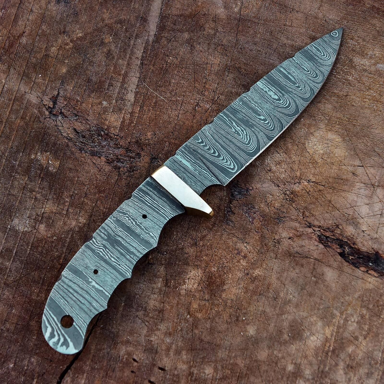 Handmade Damascus Fixed Blade Hunting Knife