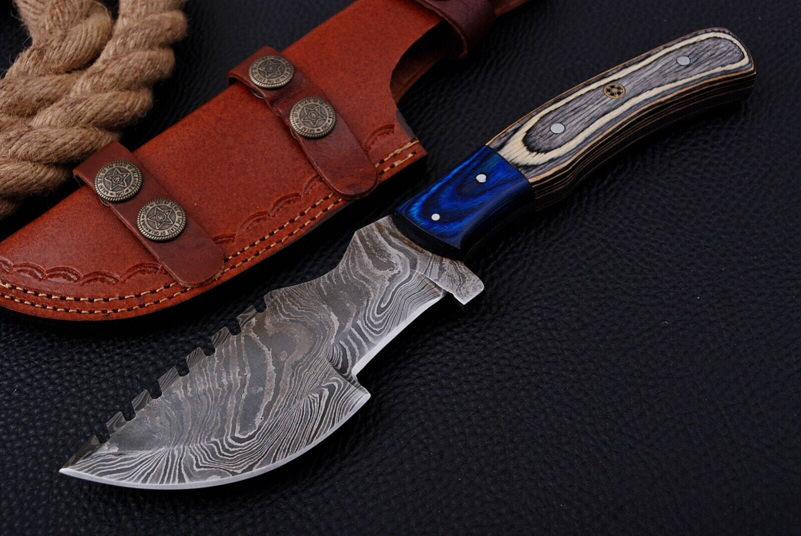 Damascus Steel Tactical Tracker Knife