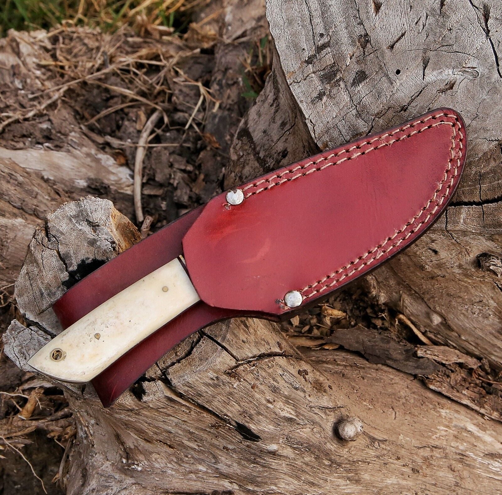 Damascus Knife with Full Tang and Camel Bone Handle