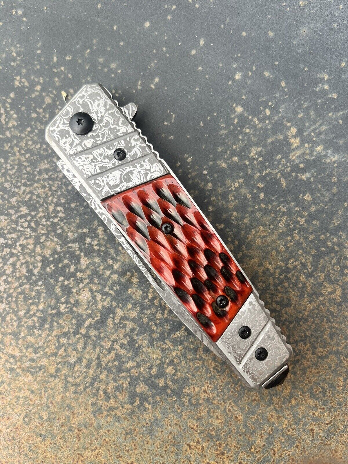 Tactical Folding Pocket Knife with Damascus Blade