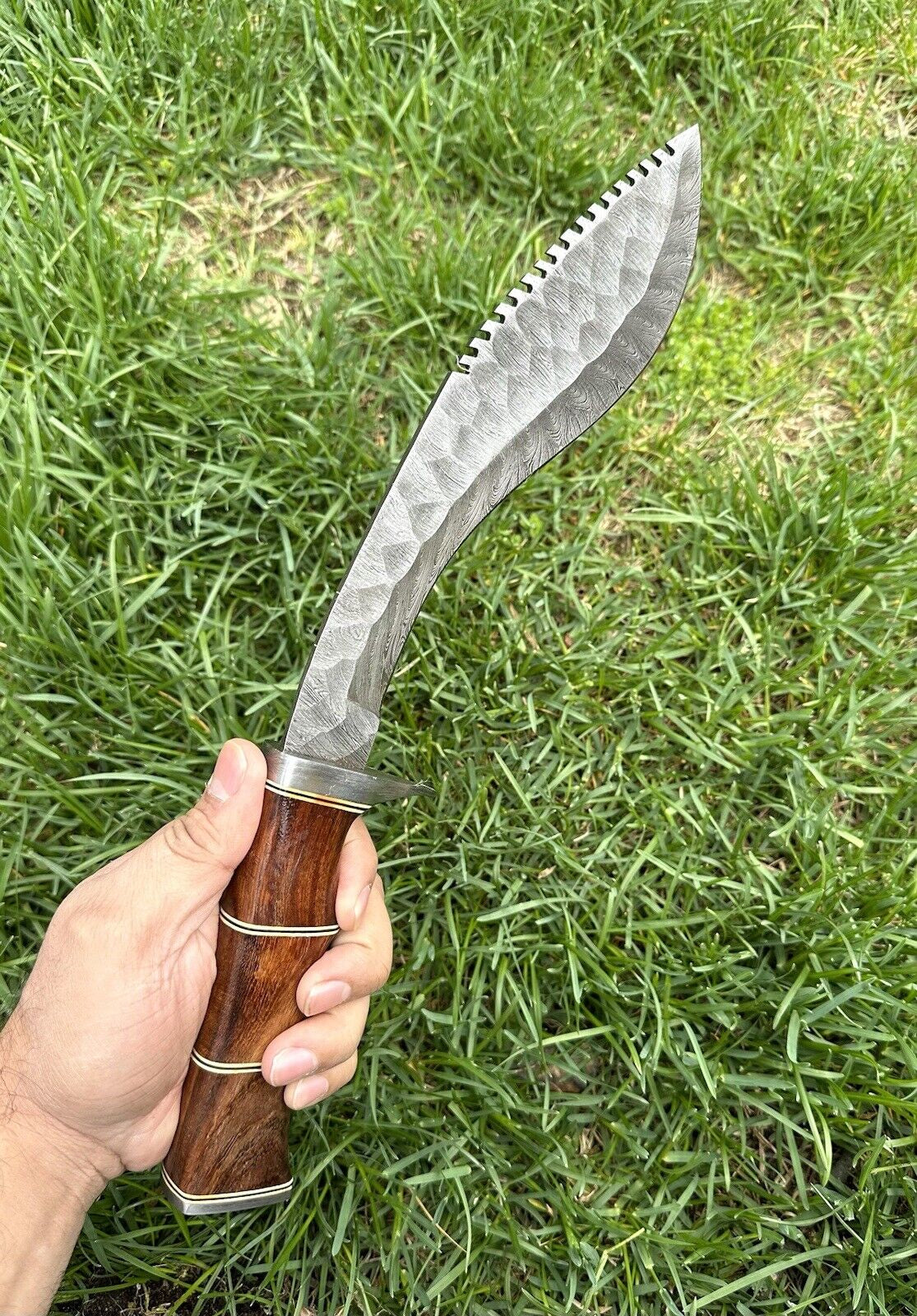 Custom Damascus Steel Full Tang Kukri Knife for Hunting