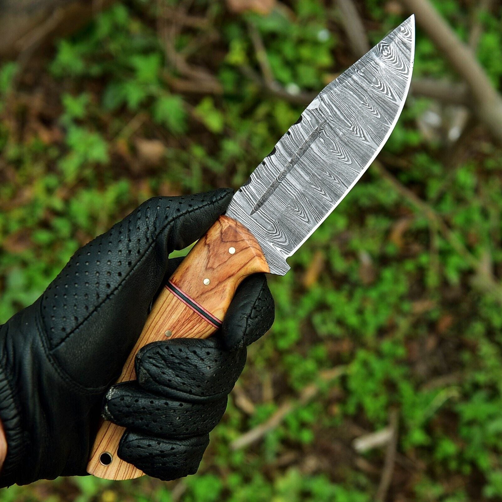 Custom Damascus Fixed Blade Knife with Olive Wood