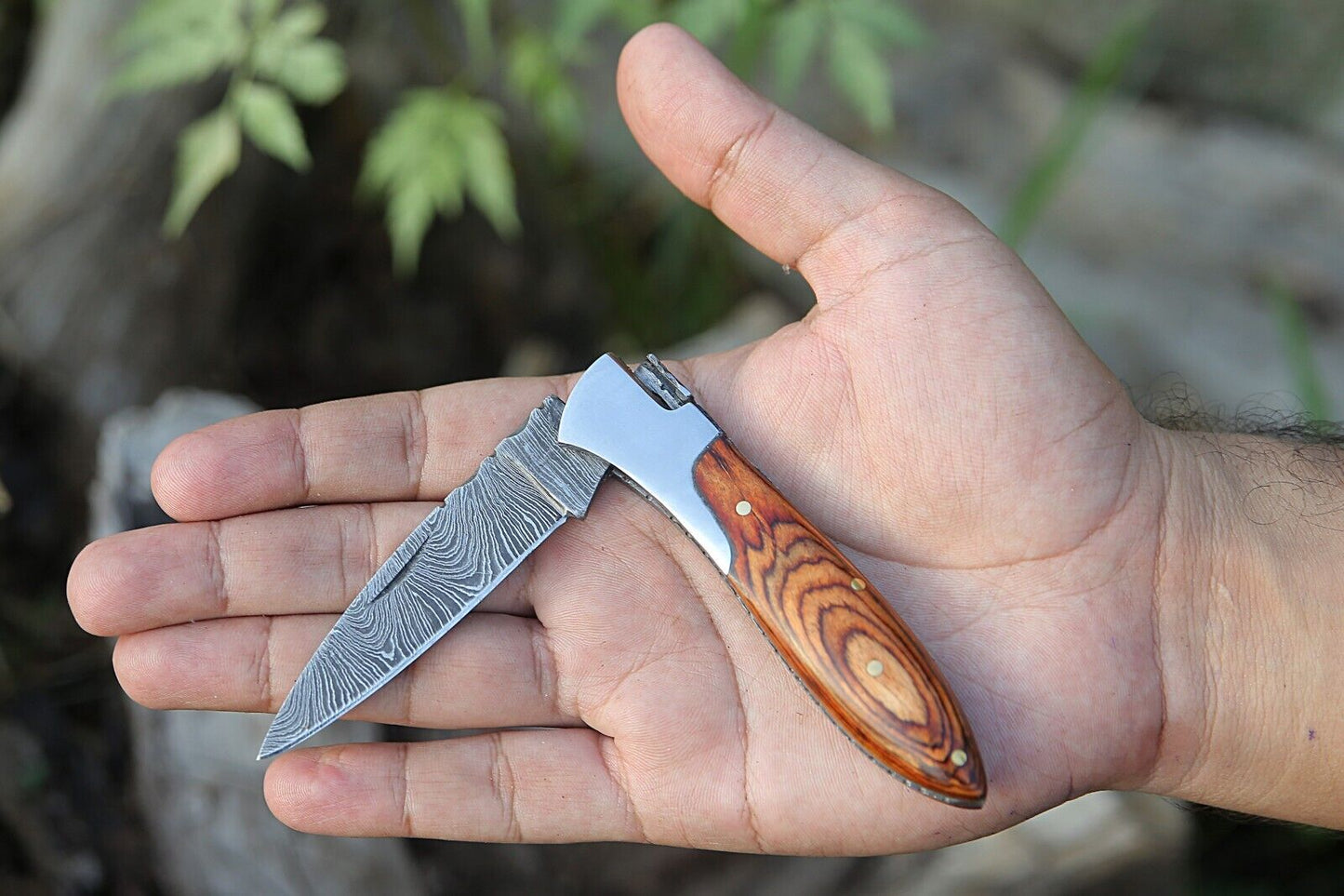 Damascus Folding Pocket Knife for Camping and Skinning