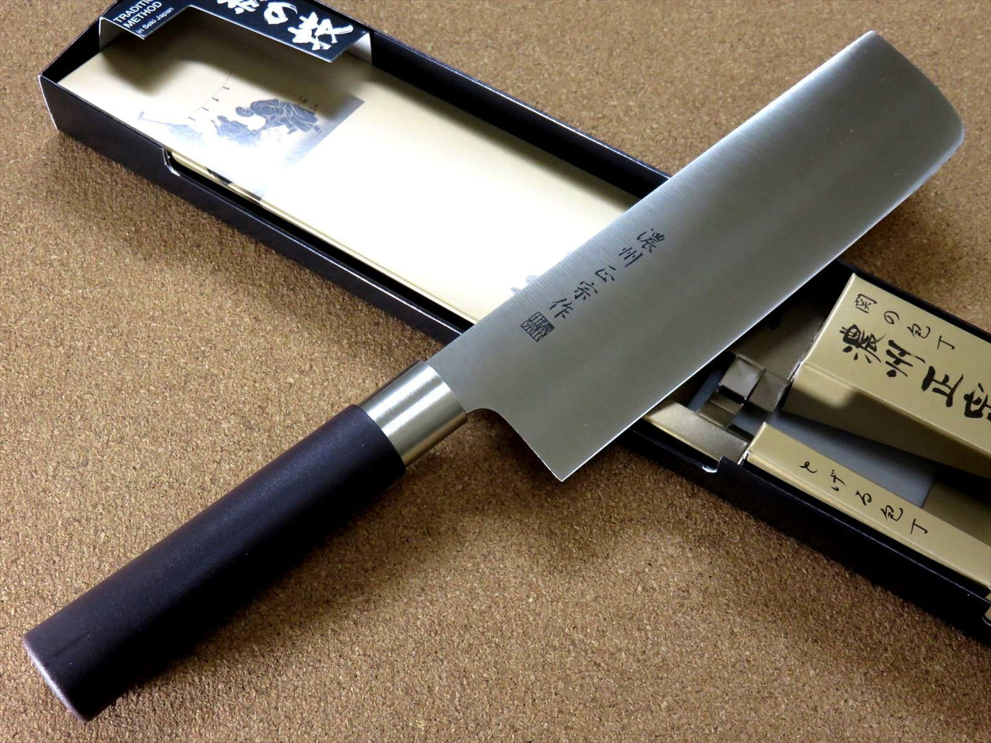 Masamune Nakiri Knife for Vegetables with Japan Polypropylene Handle