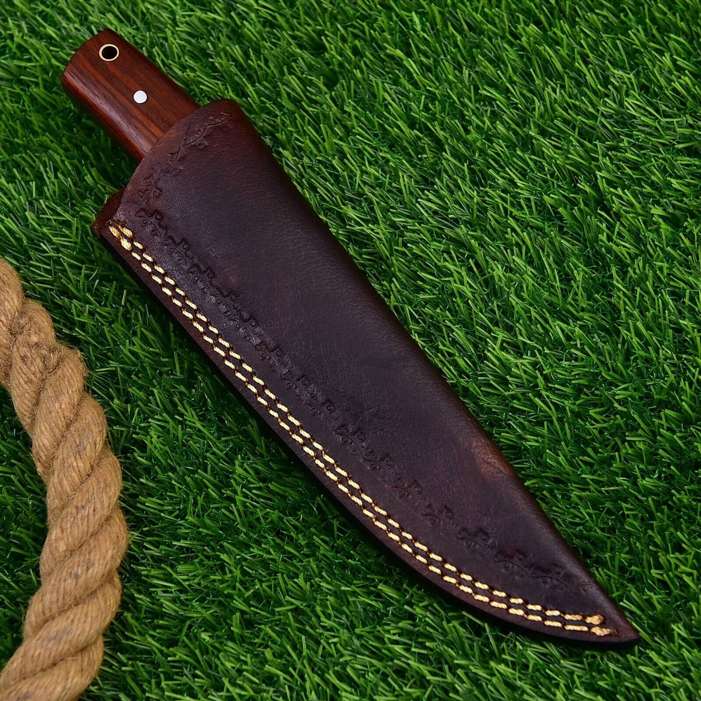 High Carbon Forged Knife with Exotic Wood Handle for Hunting